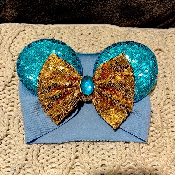Minnie Mouse Cinderella baby headwrap - Picture 1 of 1